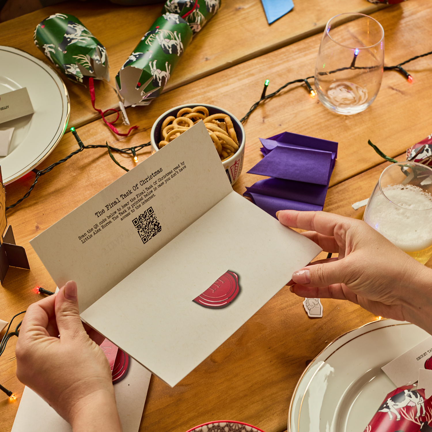 The Taskmaster Christmas Crackers 2025 - Taskmasterstore